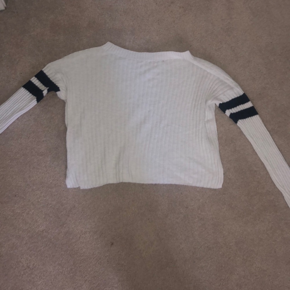 XS Hollister White Sweater